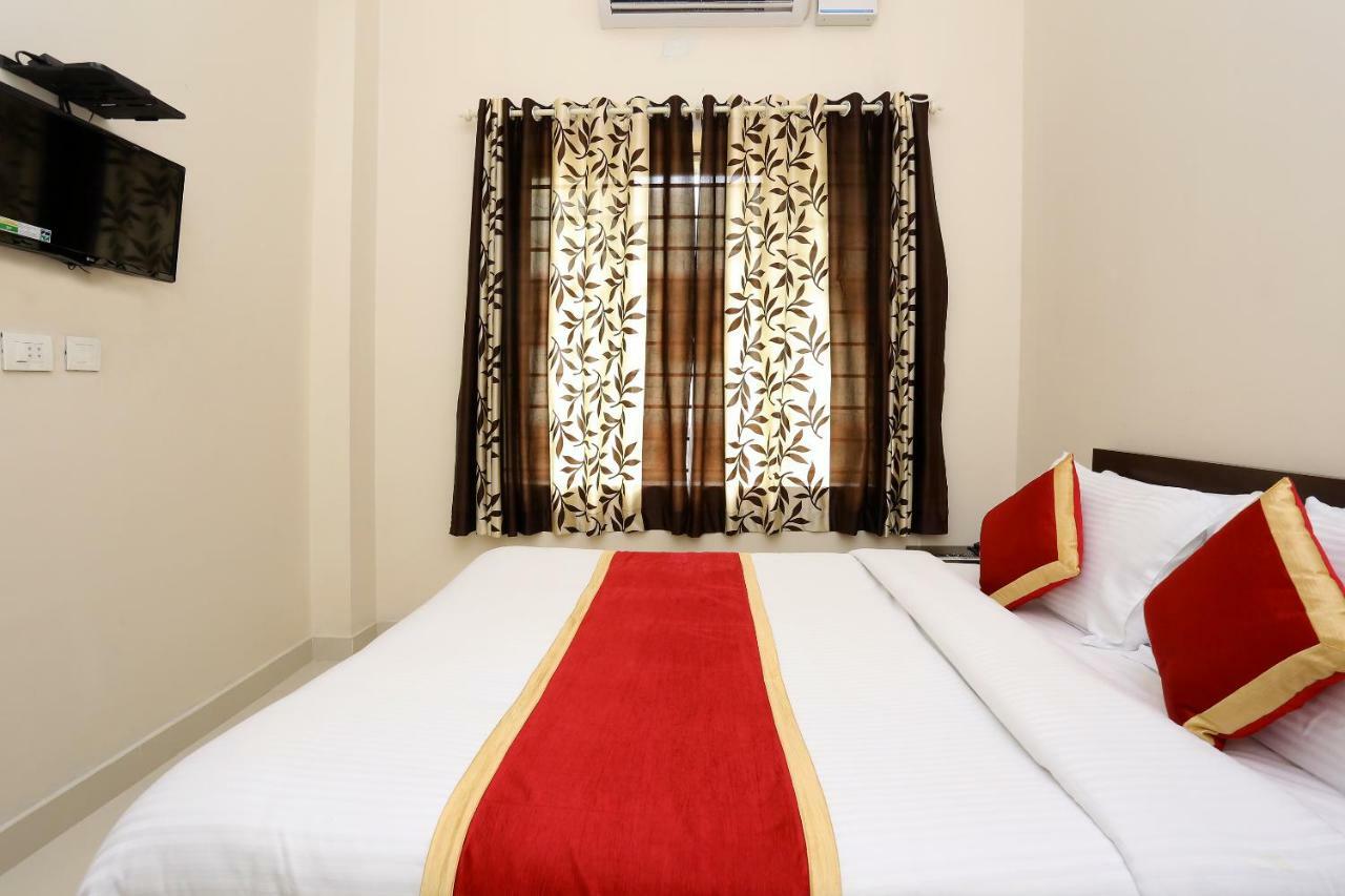 Oyo 9118 Saravana Inn Thiruvananthapuram Kültér fotó