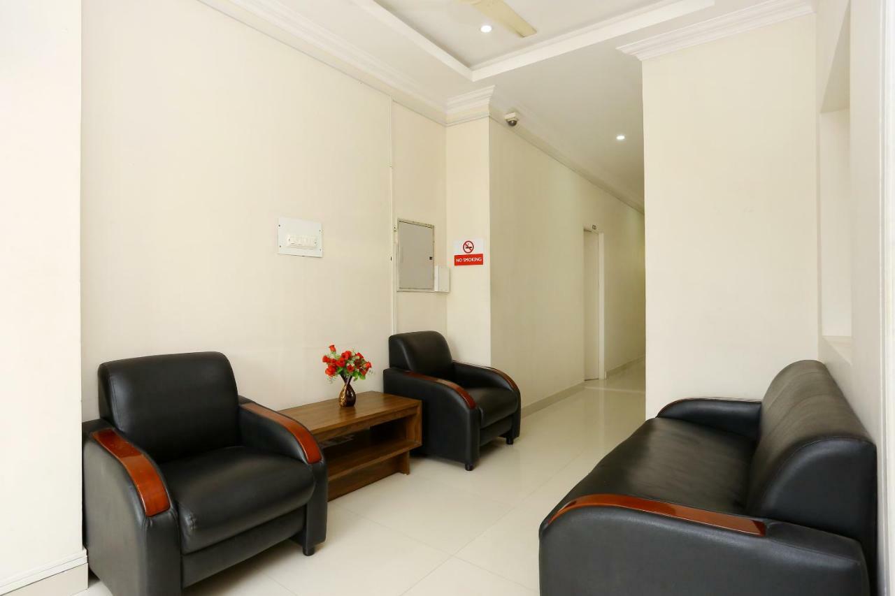 Oyo 9118 Saravana Inn Thiruvananthapuram Kültér fotó